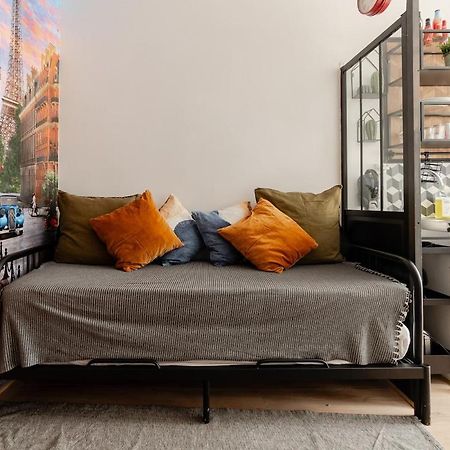 Studio Paris - Metro 7 Cadet - Quartier Faubourg-Montmartre Exterior photo